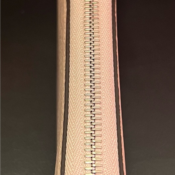 LOUIS VUITTON AUTHENTIC PINK PEBBLED LEATHER LONG ZIPPY WALLET. EUC. - Picture 4 of 12